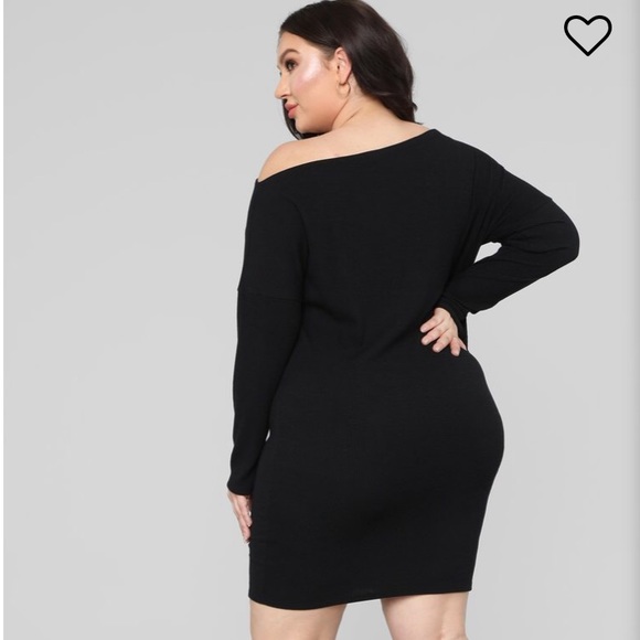 Fashion nova Dress - Picture 4 of 5